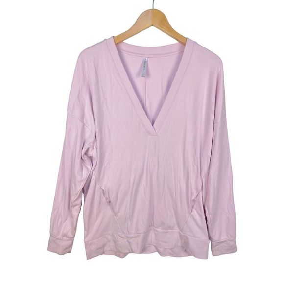 Fabletics V Neck Sweatshirt Pullover Top w Pockets Baby Pink Athleisure size M - Picture 1 of 10